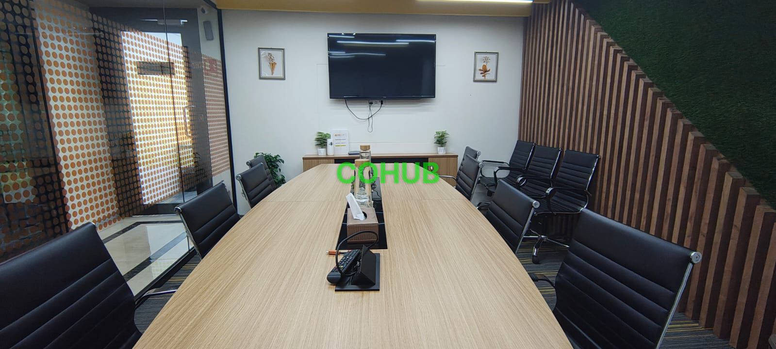 10 Seater Meeting Room
