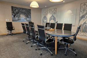 10 Seater Board Room