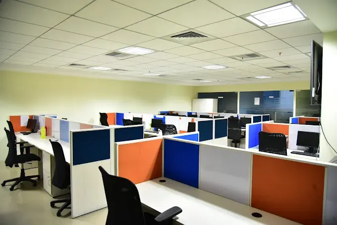 Unispace Business Center