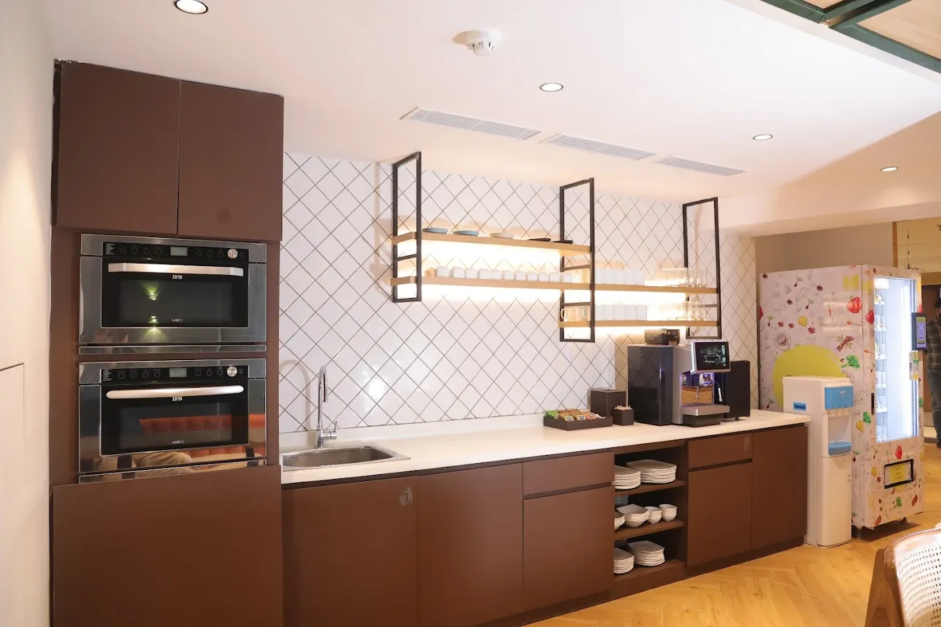 Avanta Business Center