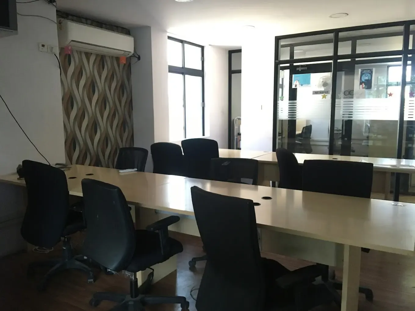 Plug & Play Offices