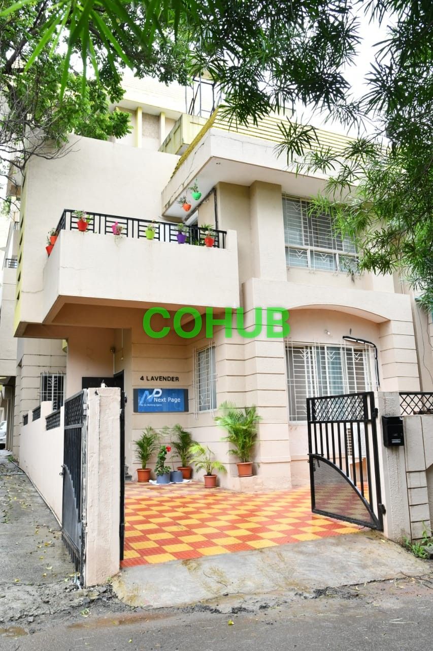 6 Seater Meeting Room