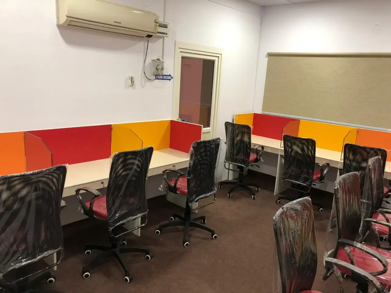 DESKSPACES