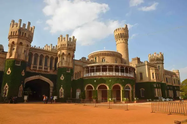 /uploads/Bangalore_ac76eab3bd.webp