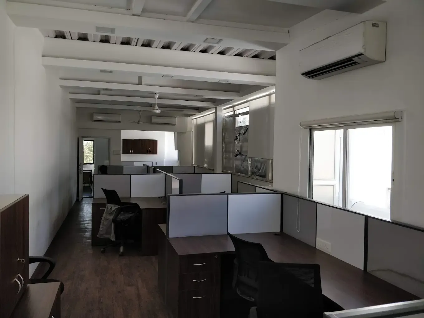 Bootstart CoWork