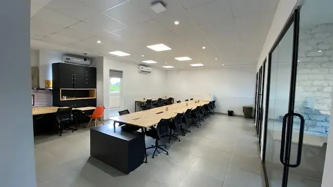 Bootstart CoWork