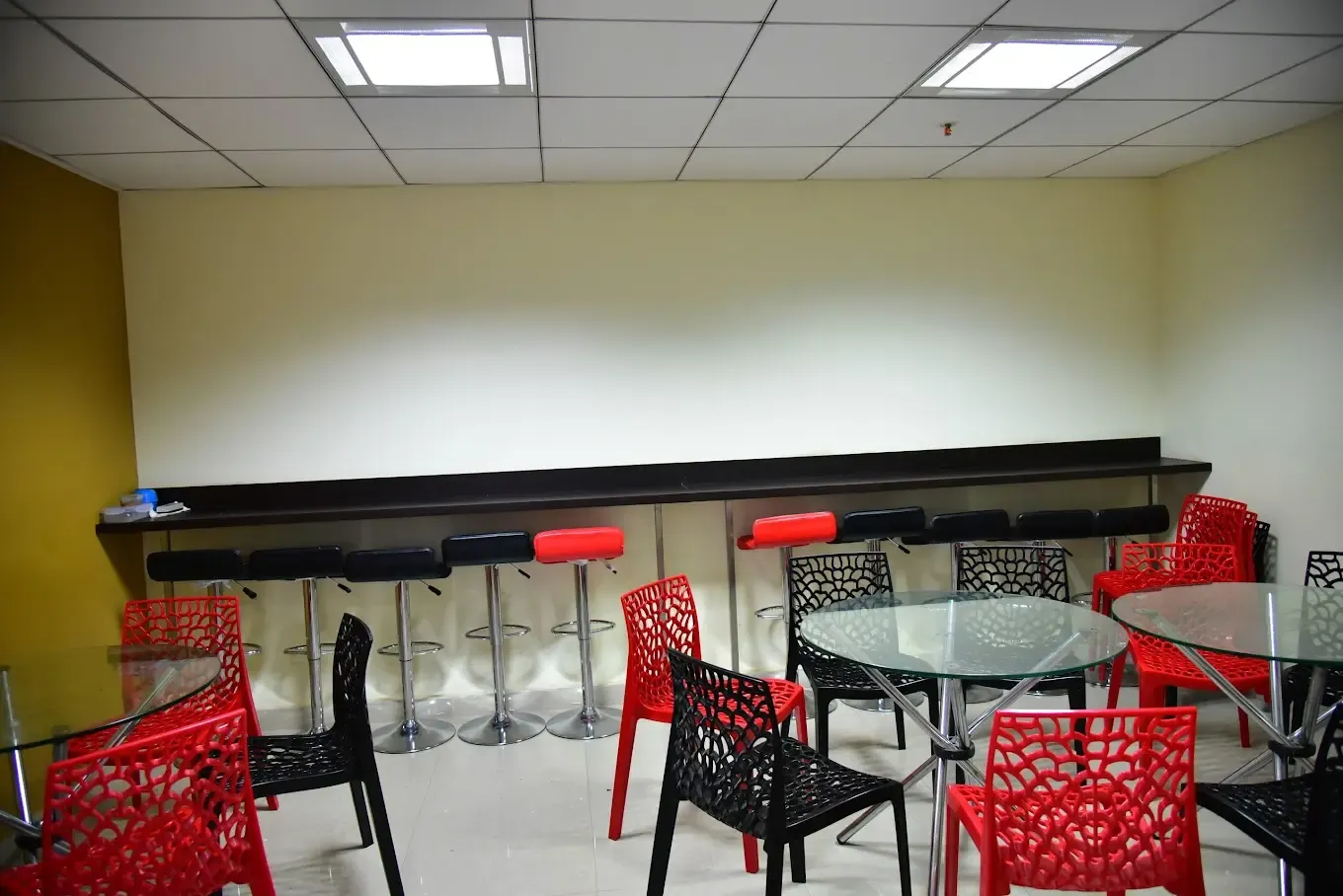 Unispace Business Center