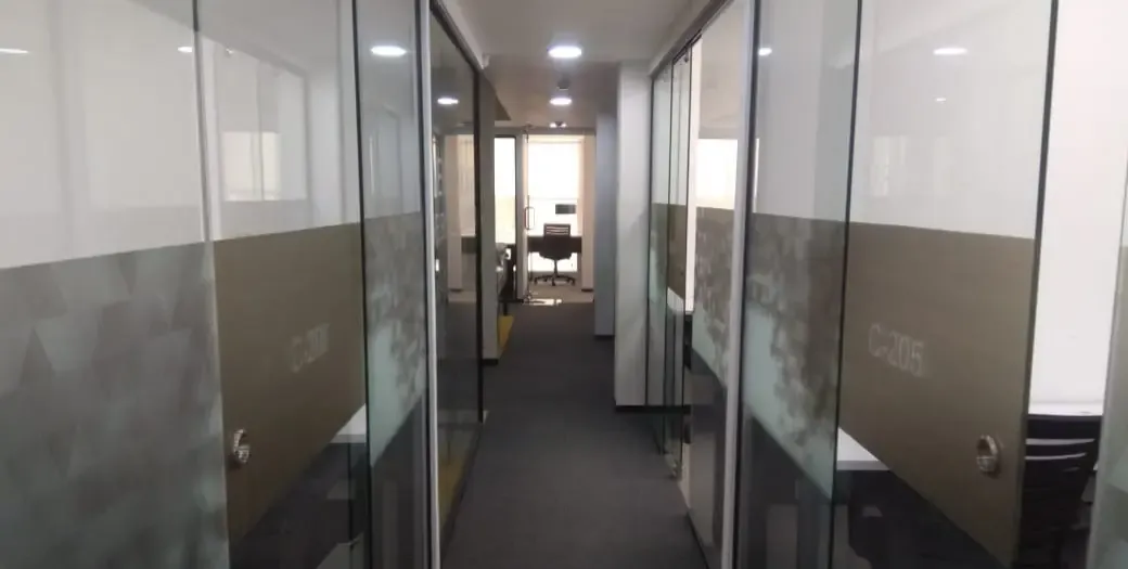 InstaOffice