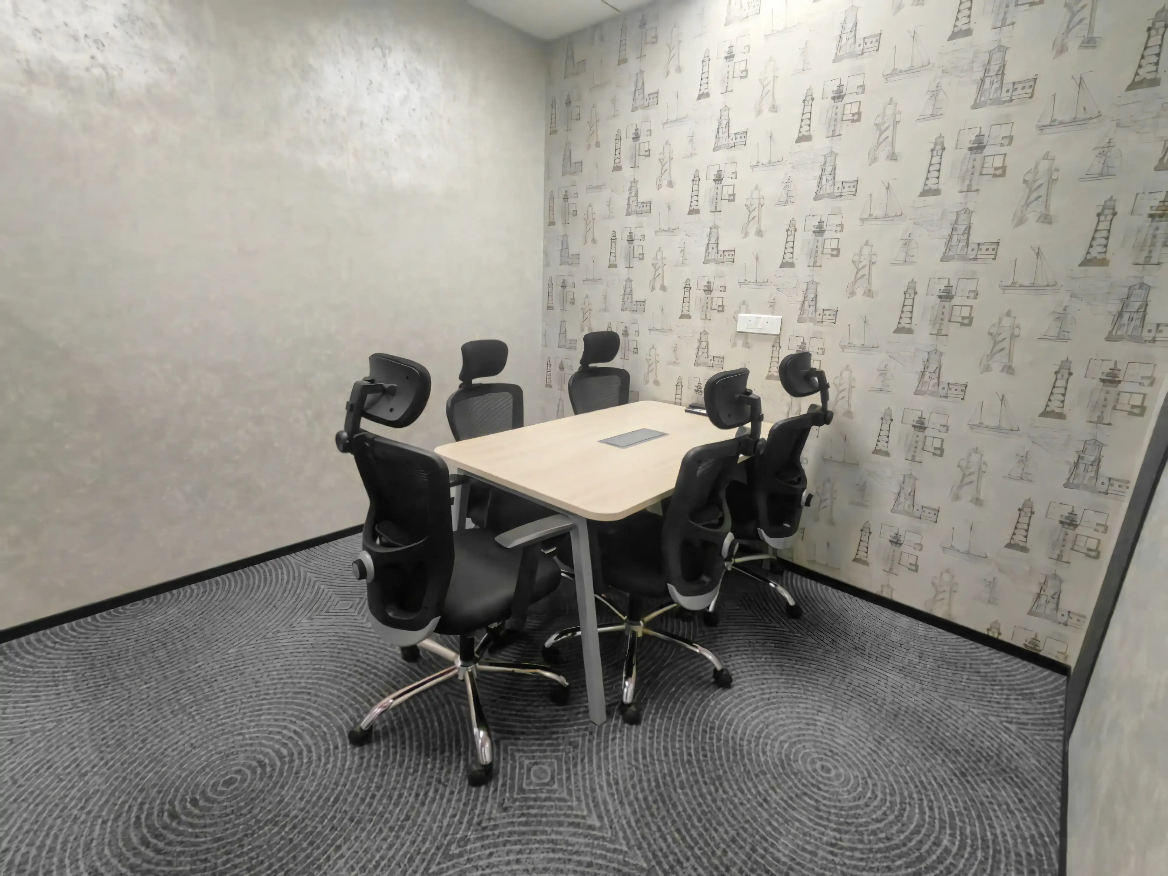 5 Seater Meeting Room