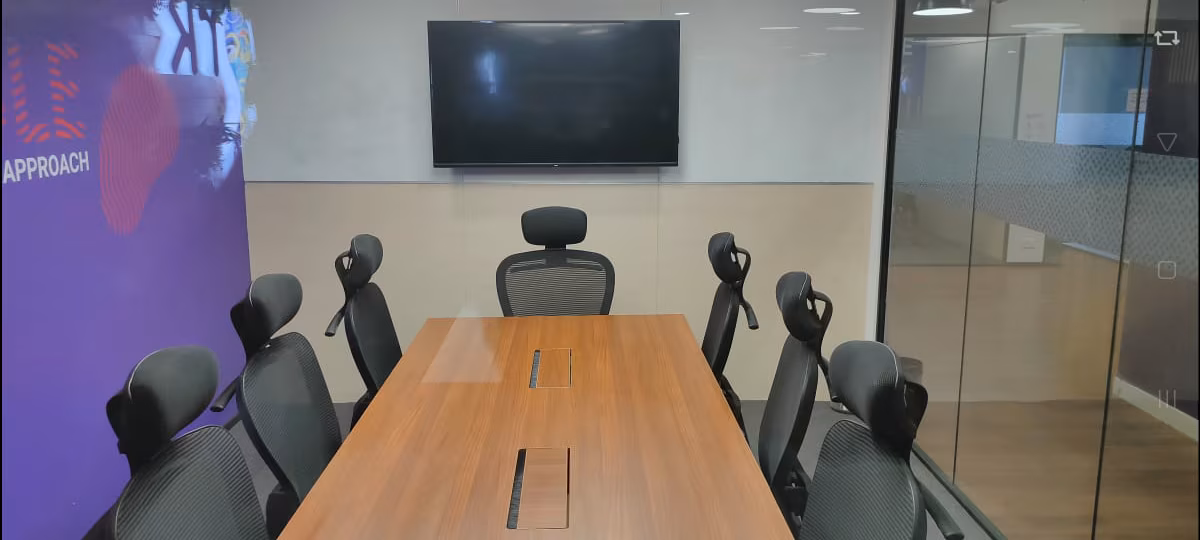 8 Seater Meeting Room