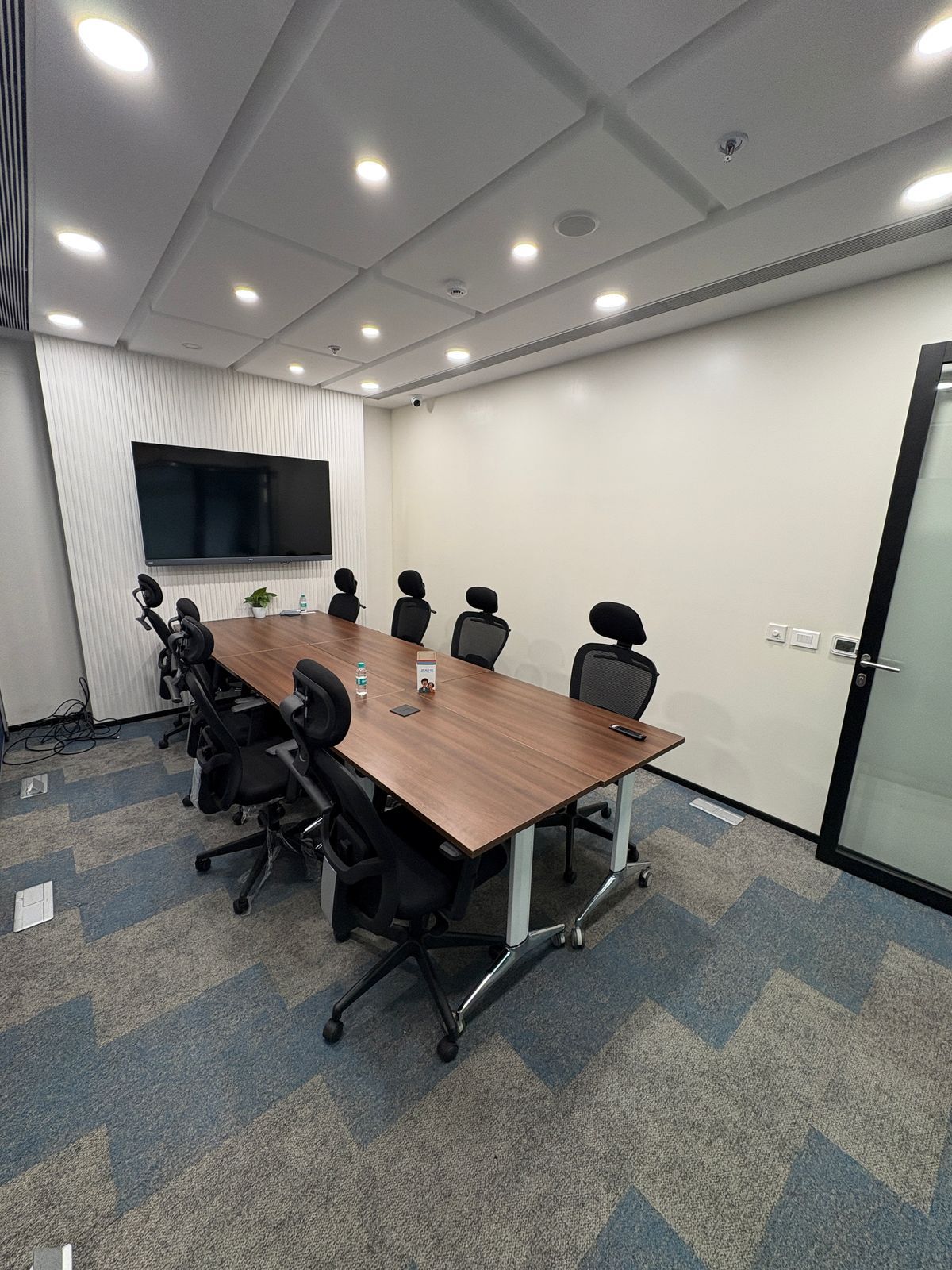 8 Seater Meeting Room