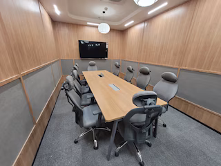10 Seater Meeting Room