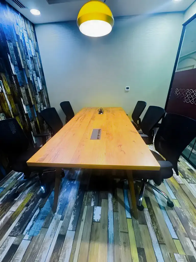 6 Seater Meeting Room