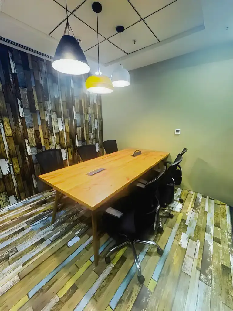 6 Seater Meeting Room