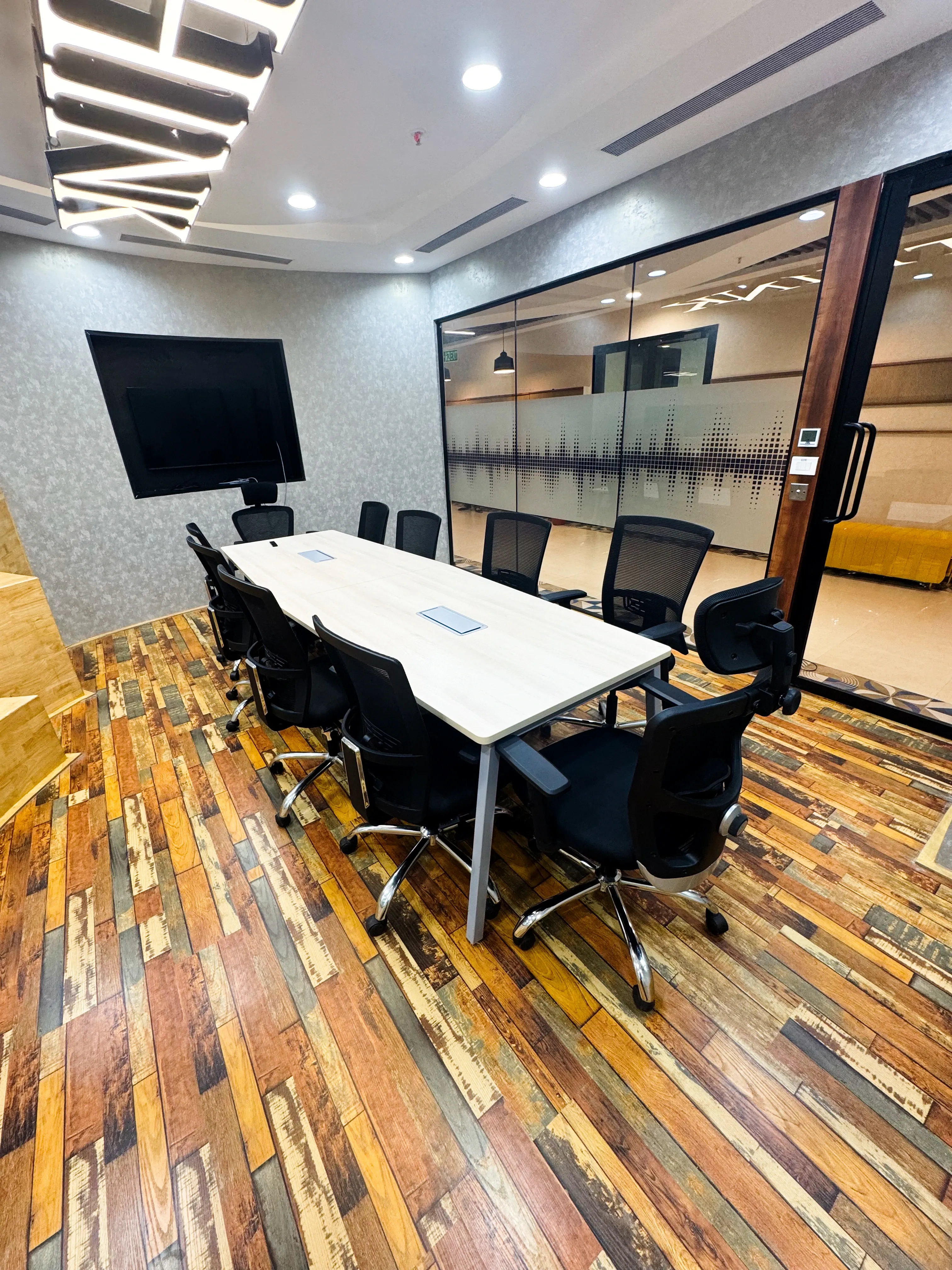 10 Seater Meeting Room