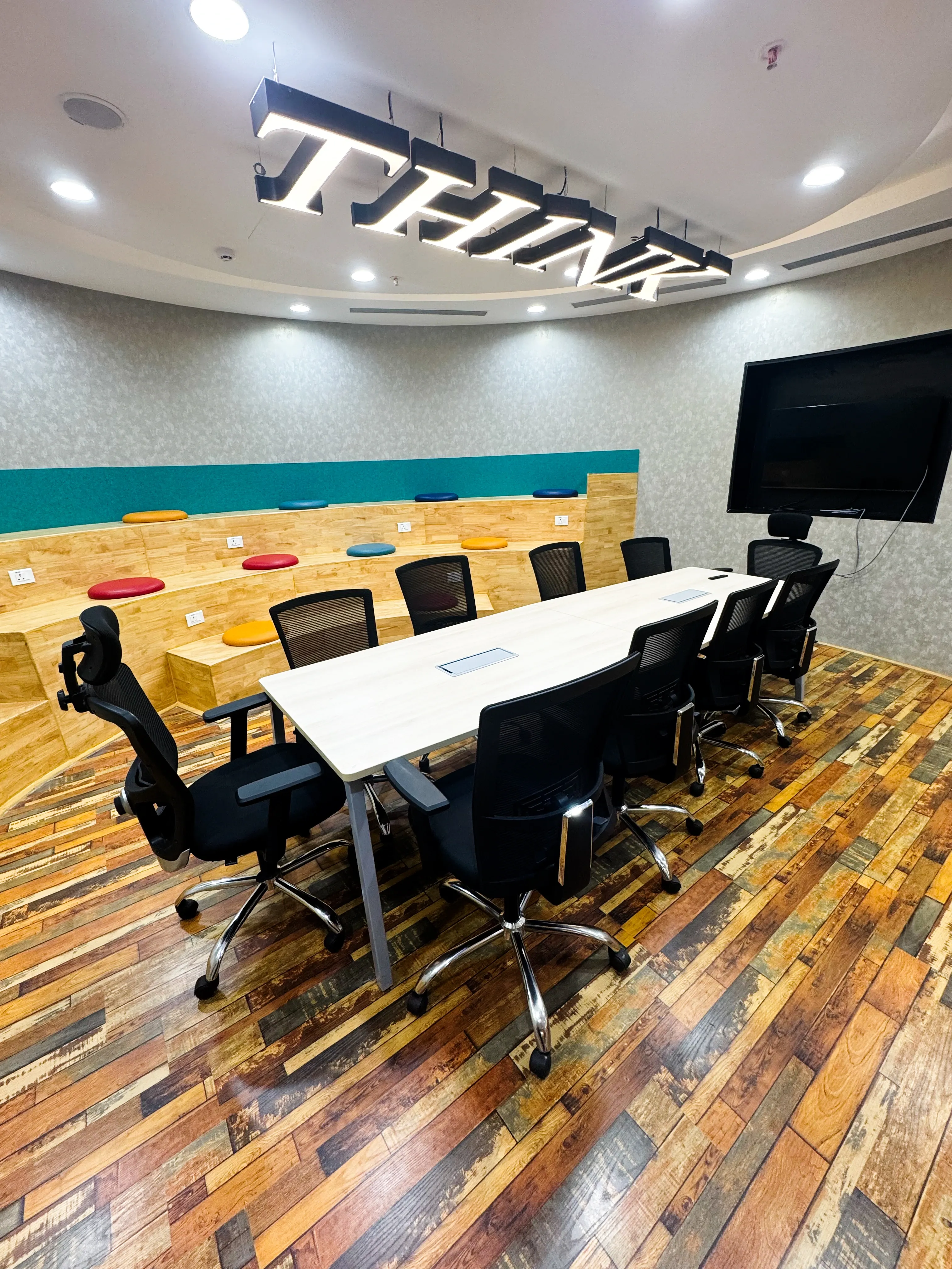 10 Seater Meeting Room