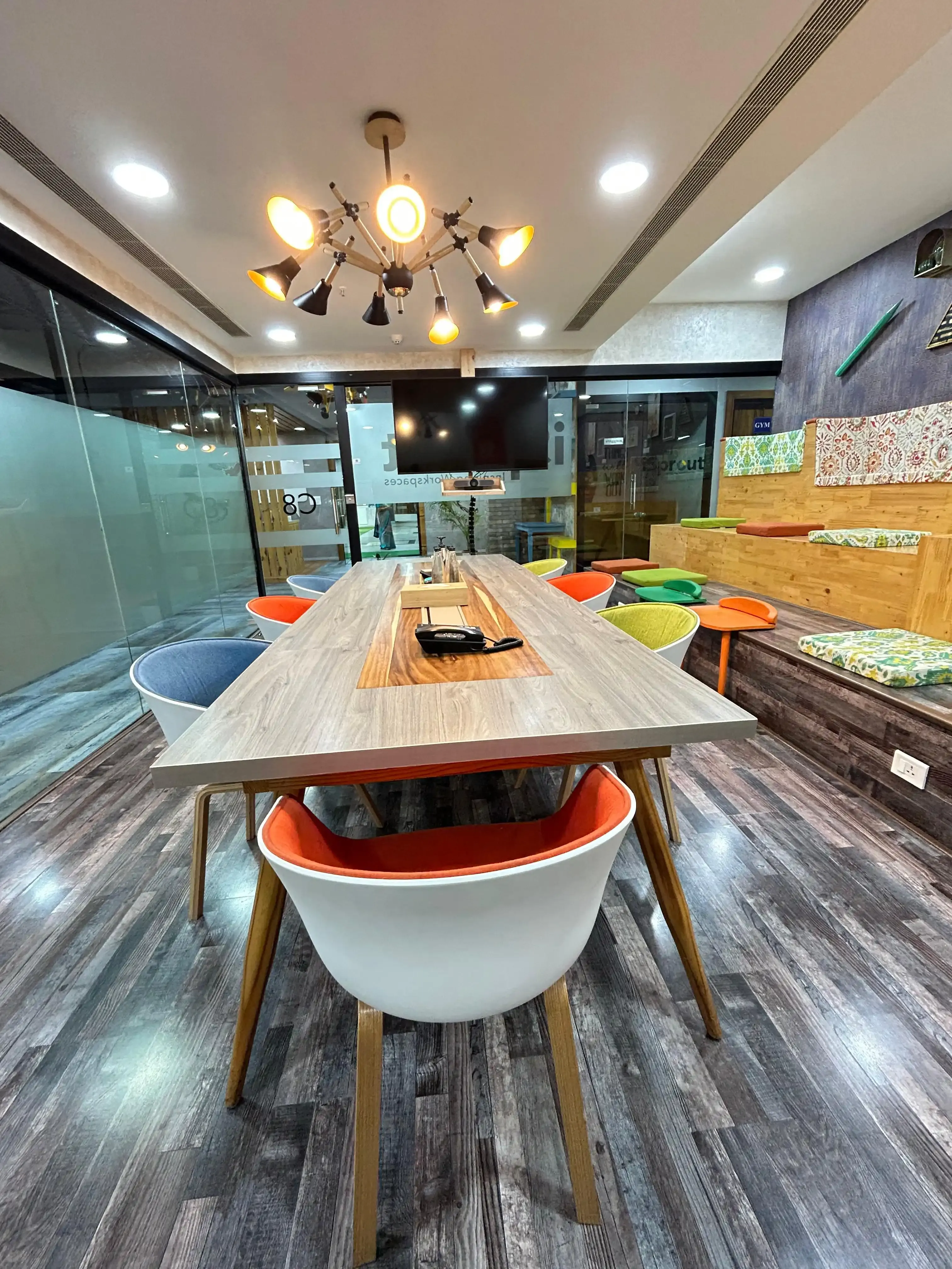 7 Seater Meeting Room