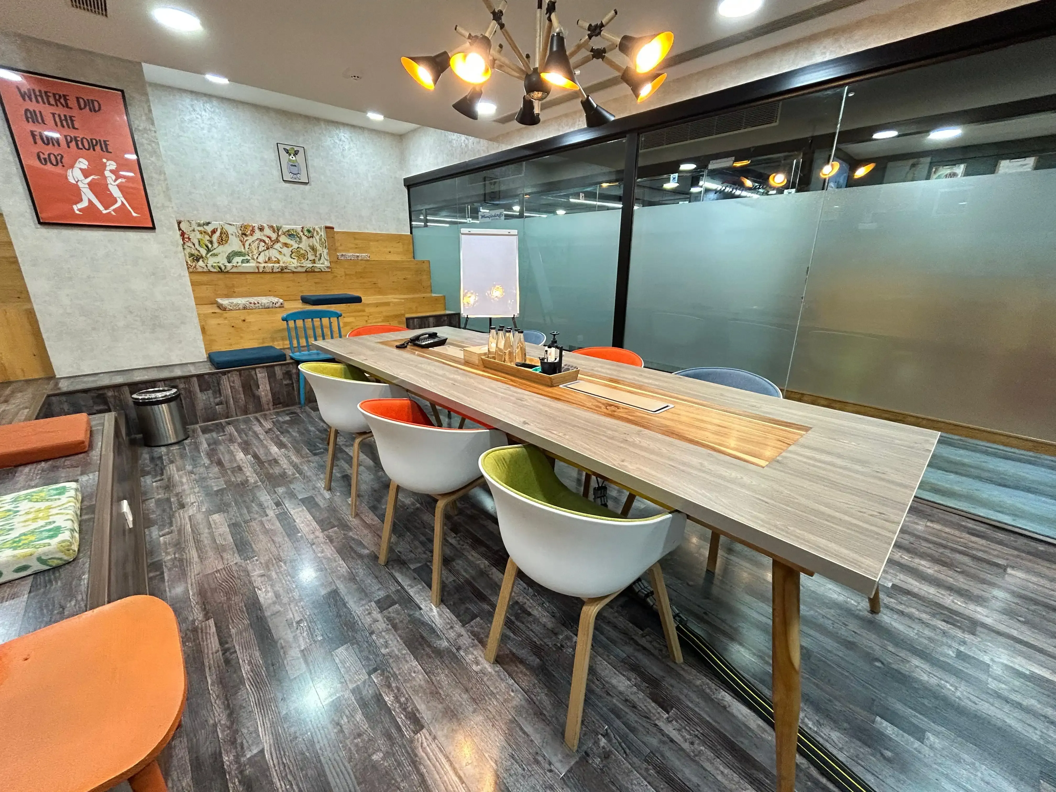 7 Seater Meeting Room