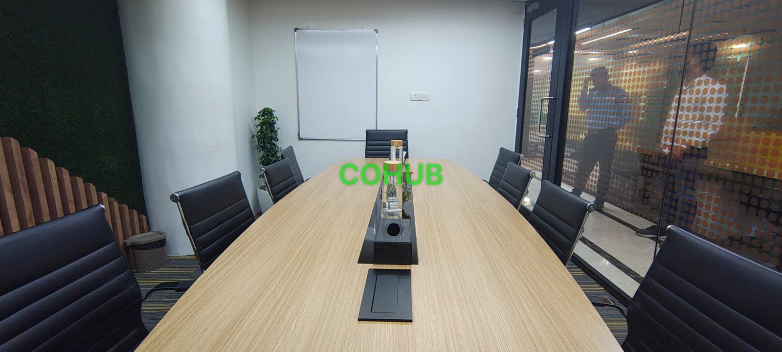 10 Seater Meeting Room