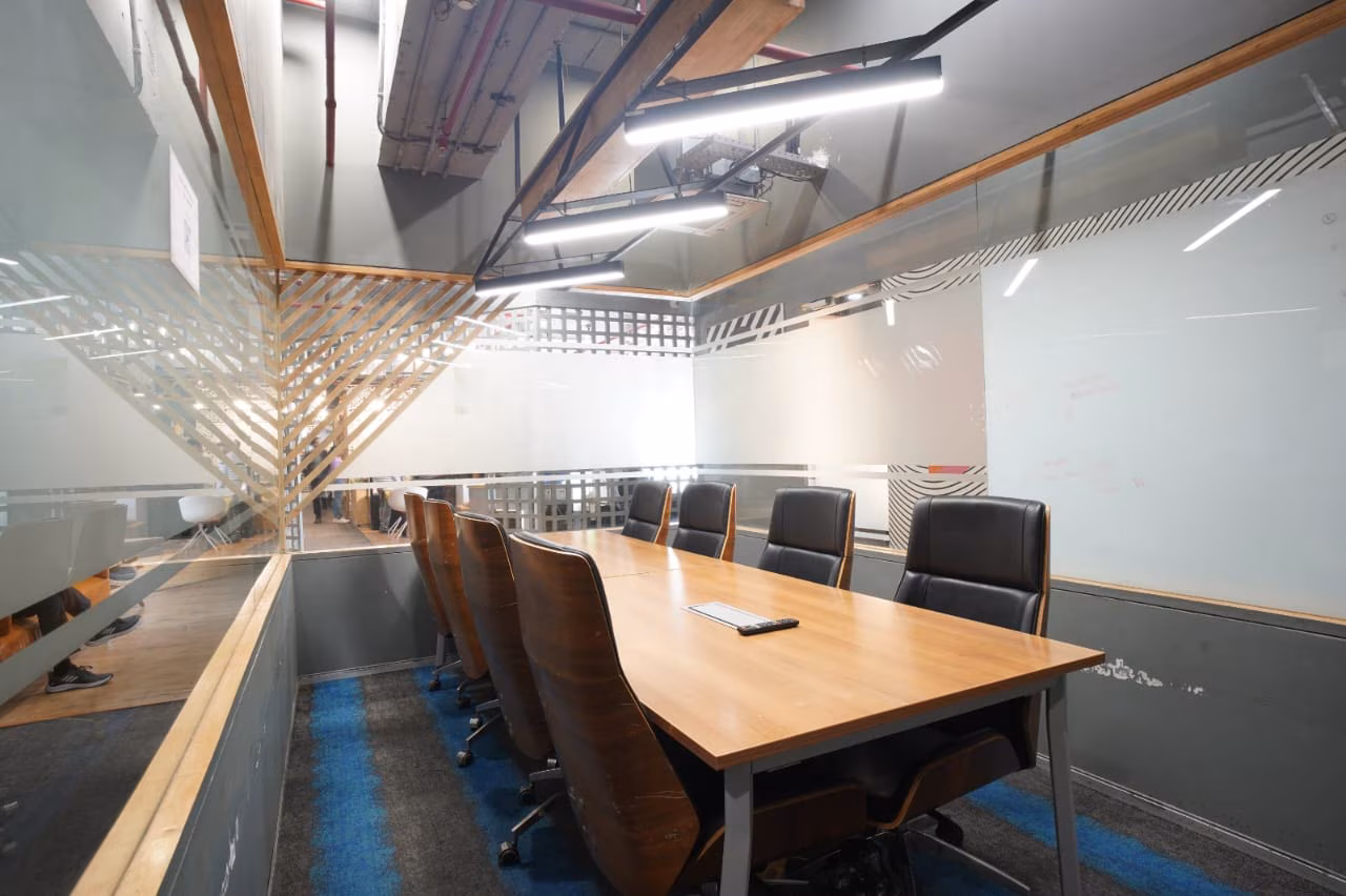 8 Seater Meeting Room