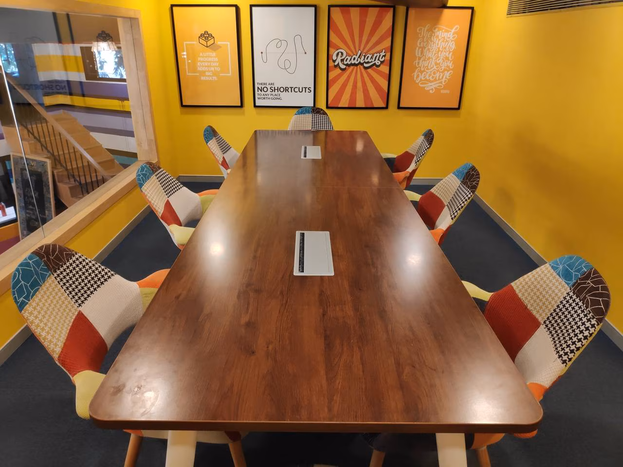 8 Seater Meeting Room