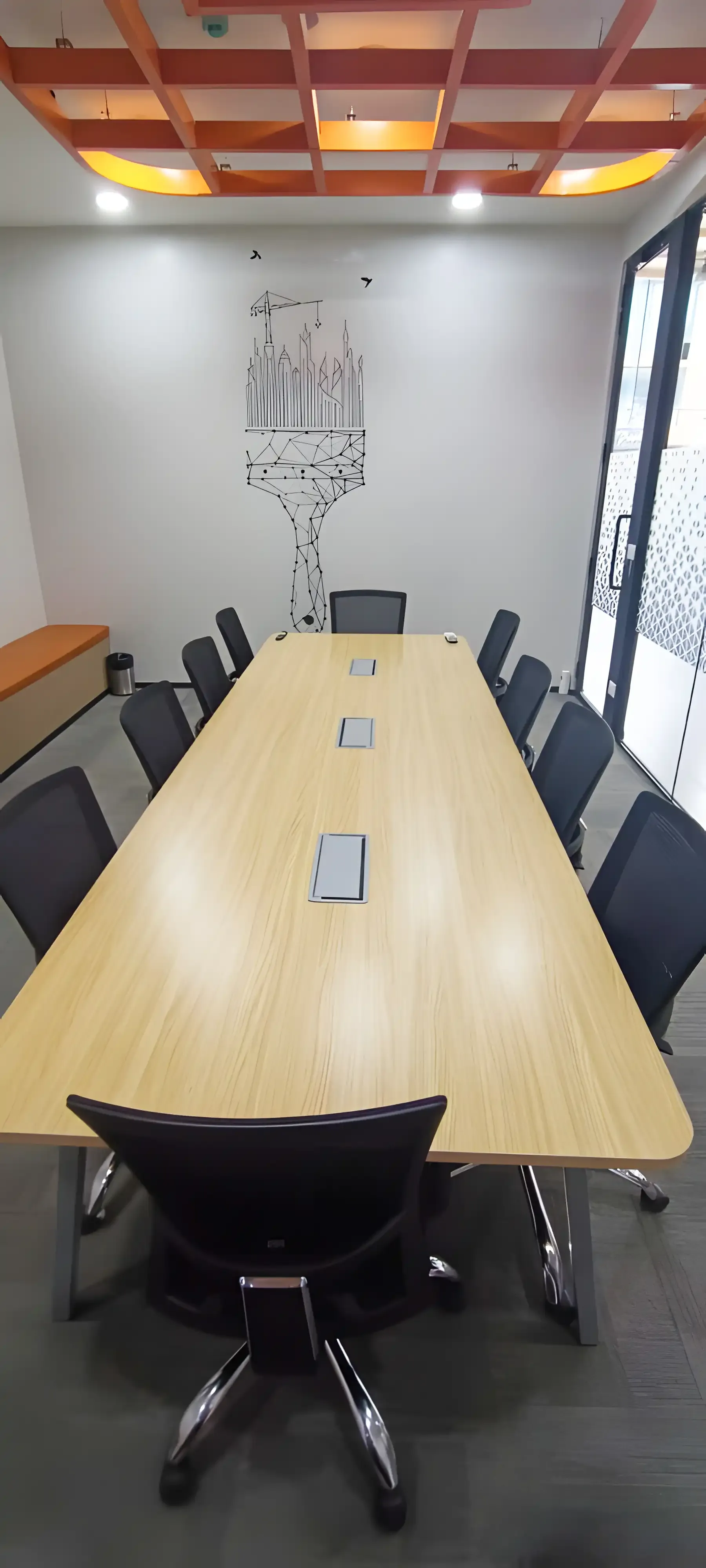 10 Seater Meeting Room