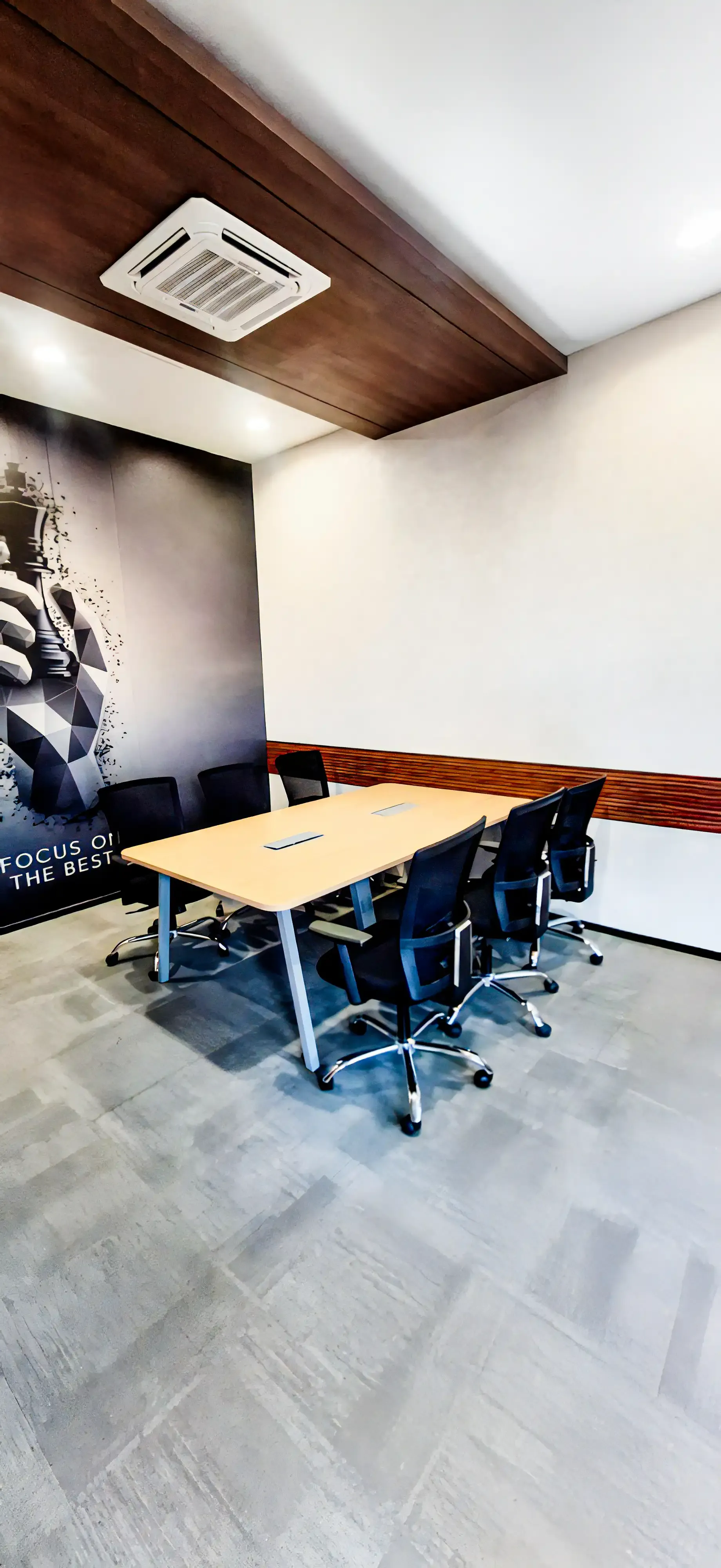 6 Seater Meeting Room