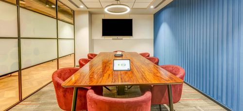 8 Seater Meeting Room