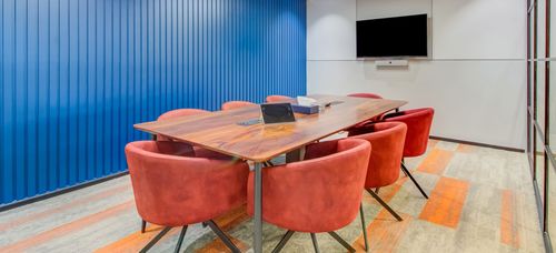 8 Seater Meeting Room