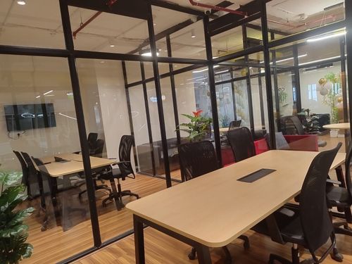 6 Seater Meeting Room