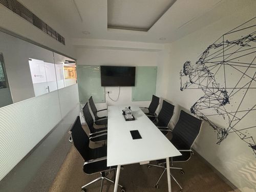 6 Seater Meeting Room