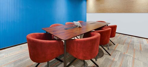 8 Seater Meeting Room