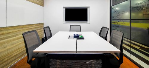 6 Seater Meeting Room