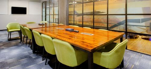 8 Seater Meeting Room