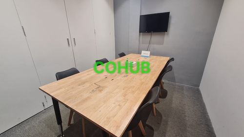 6 Seater Meeting Room