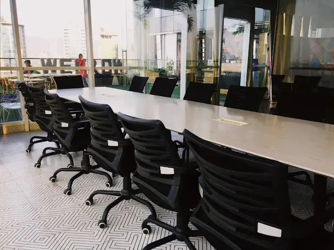 Wegrow, Satra Plaza, Vashi